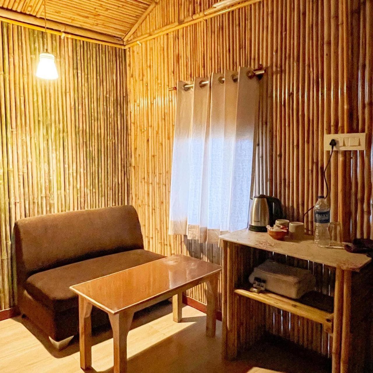 Bsr Farms Resort Pauri Luaran gambar