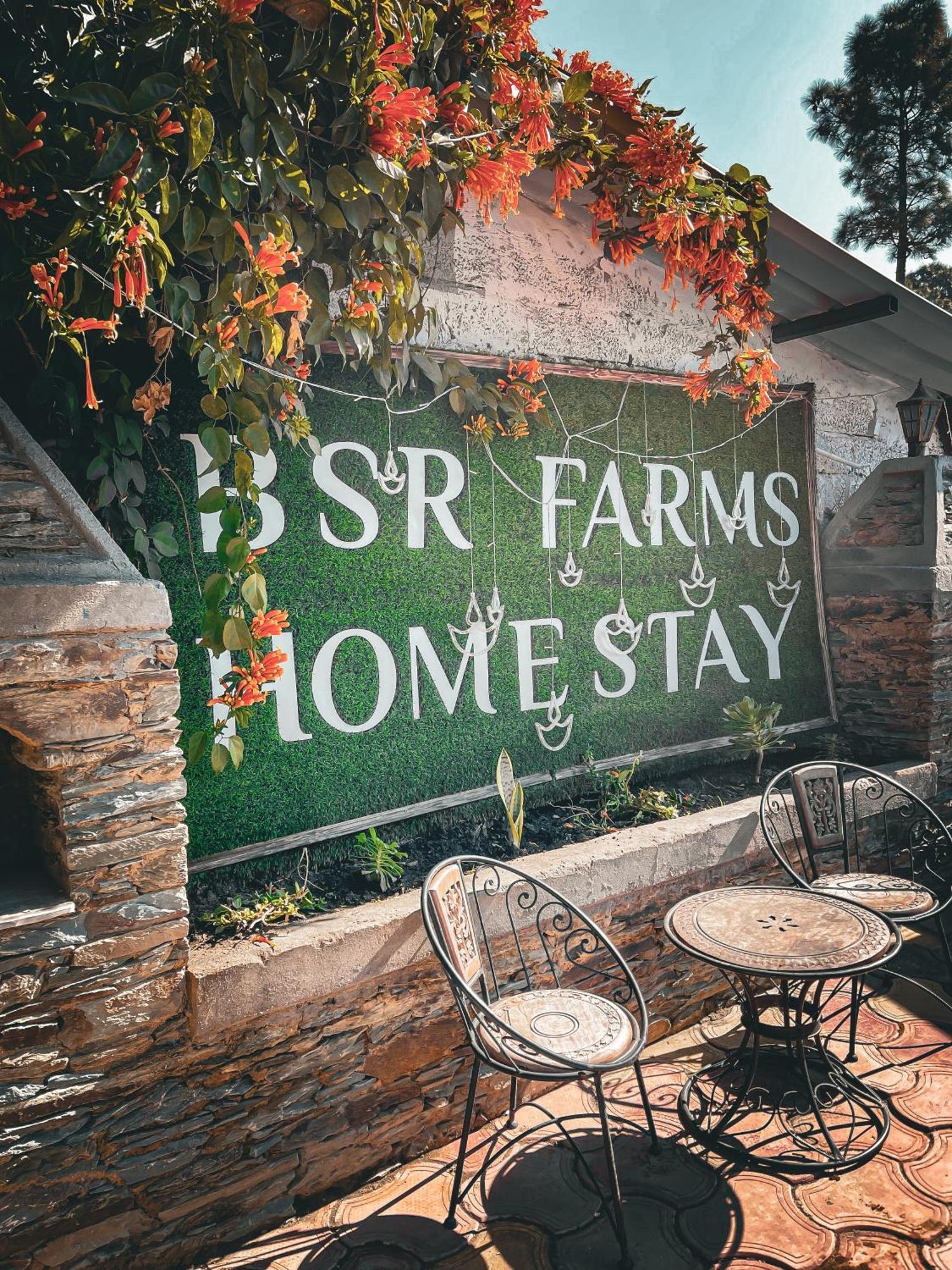 Bsr Farms Resort Pauri Luaran gambar